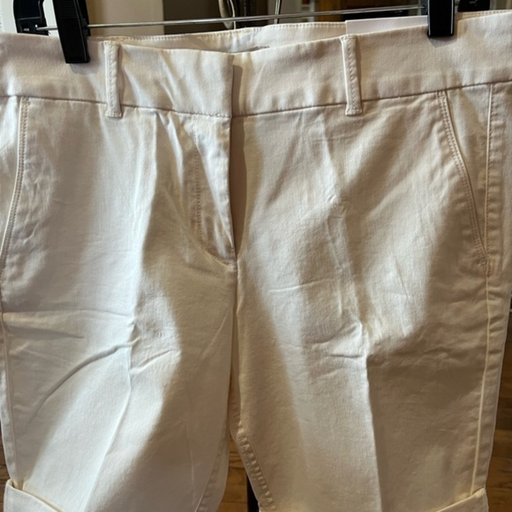 LOFT Bermuda Roll Short Petite Women's Size 12P White Twill Cuffed Pockets